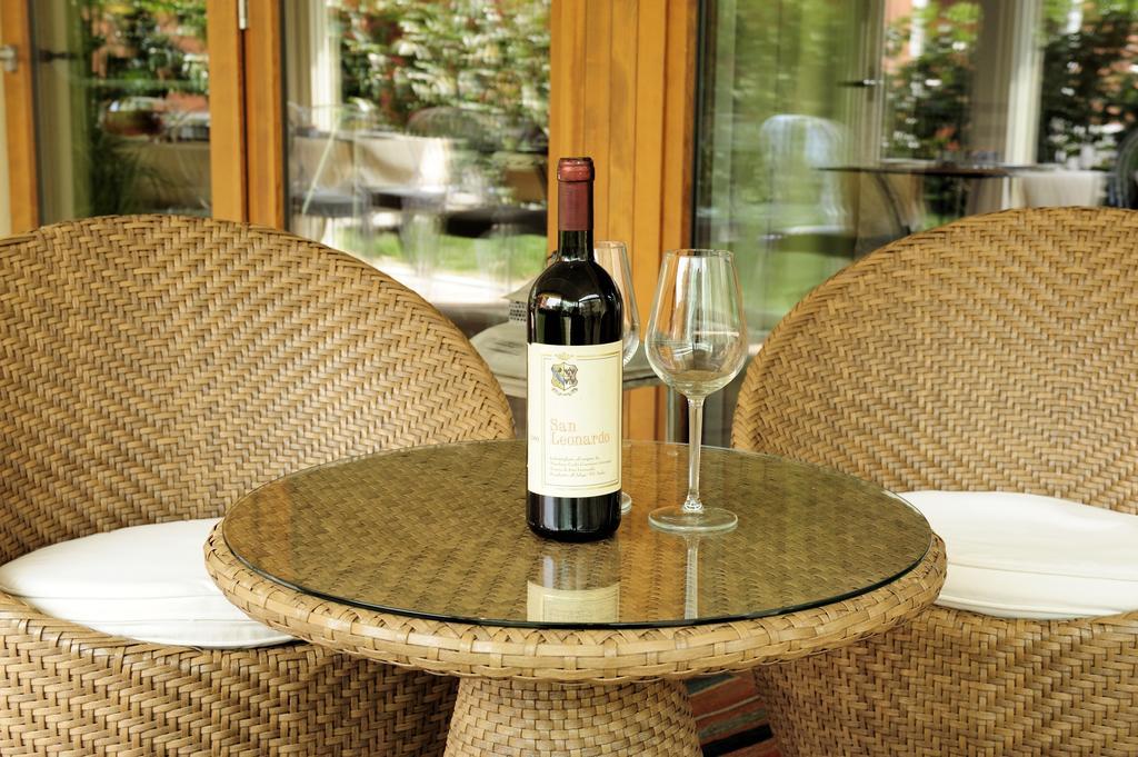Eco Hotel Bonapace Torbole Sul Garda ภายนอก รูปภาพ