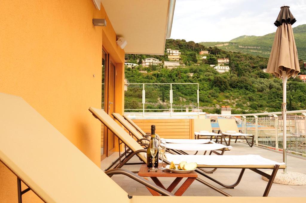 Eco Hotel Bonapace Torbole Sul Garda ภายนอก รูปภาพ